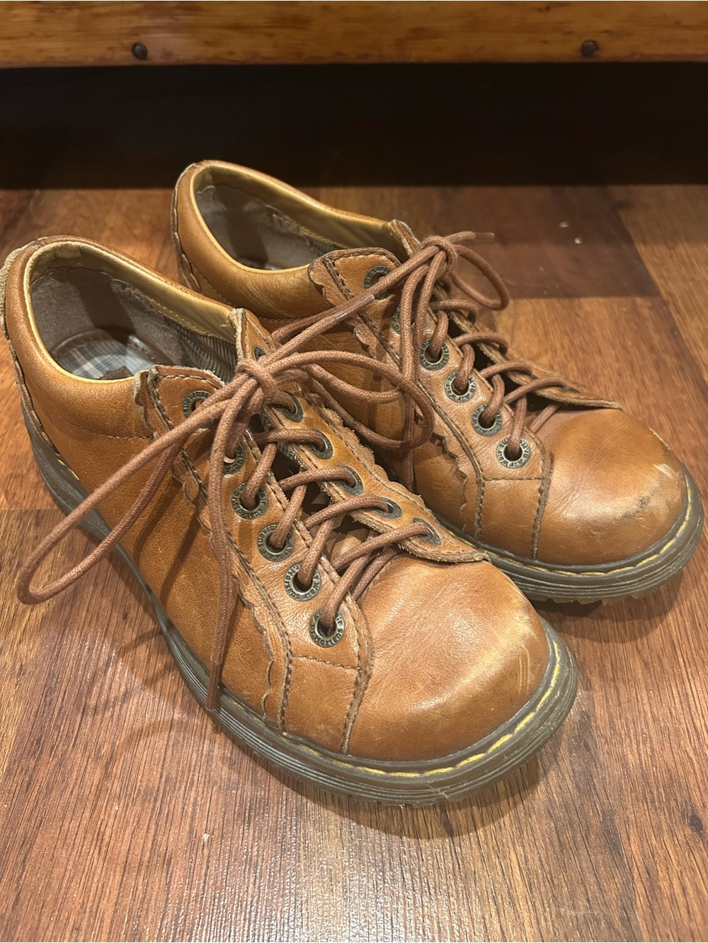 Dr. Martens Scalloped Edge Whiskey Brown Vintage 90's Y2K Chunky Oxfords US W 6